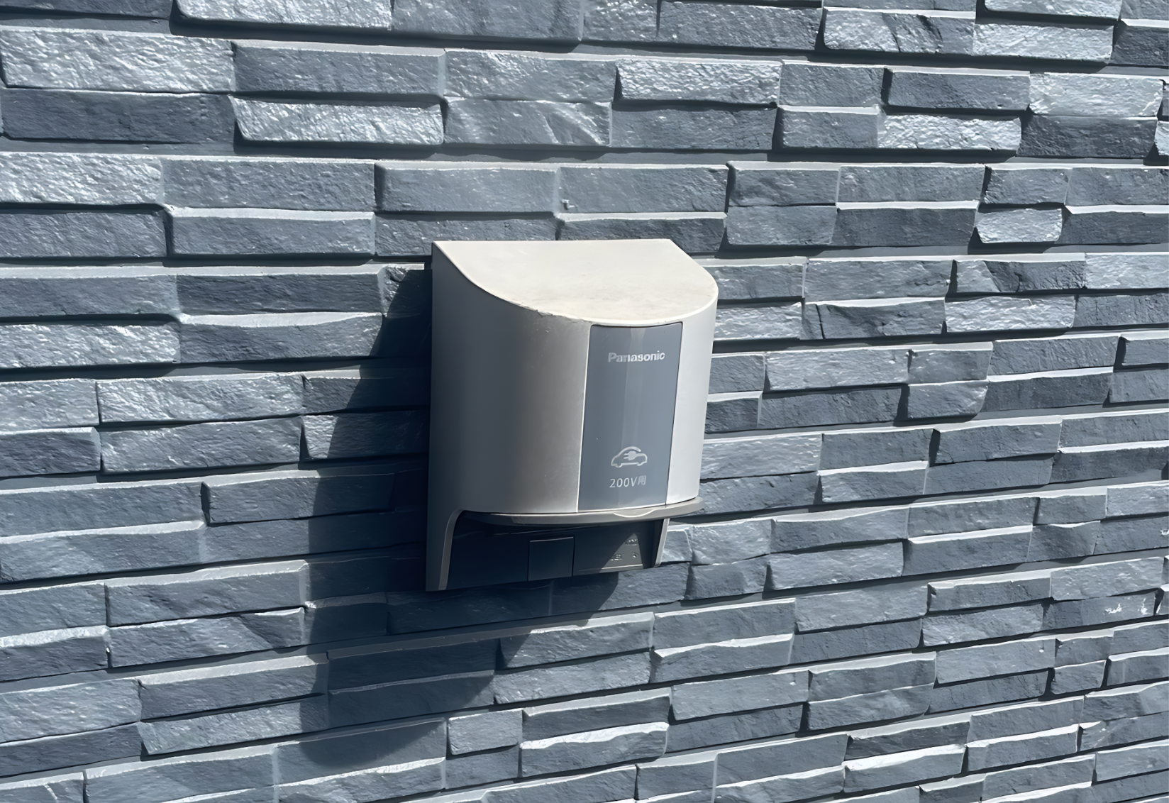 EV充電設備（外壁設置型）